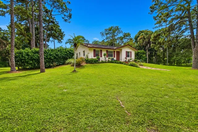 Residence photo 2
