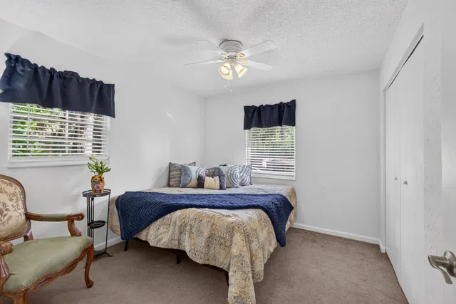 Residence photo 30