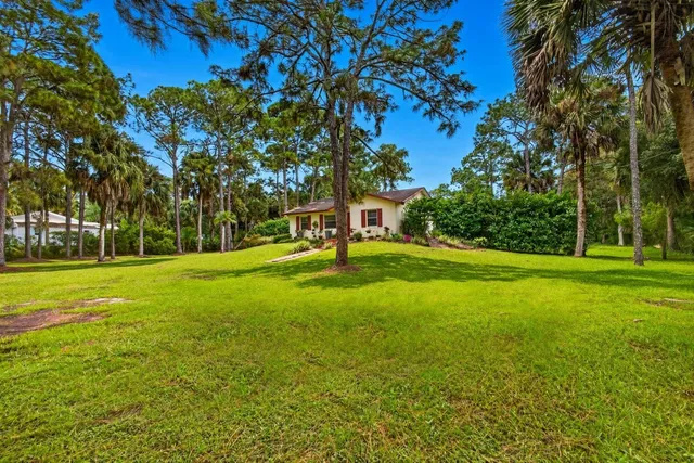 Residence photo 36