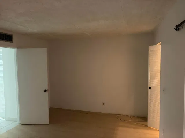 Unit 205 photo 11