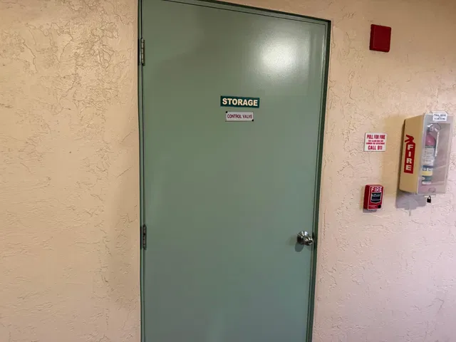 Unit 205 photo 15