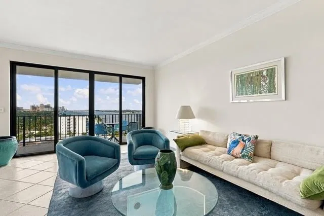  Unit 1208 photo 6