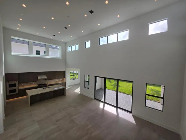  Residence photo 10