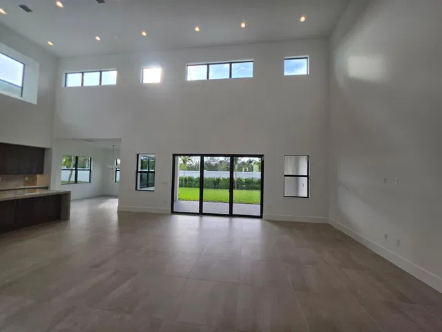  Residence photo 11