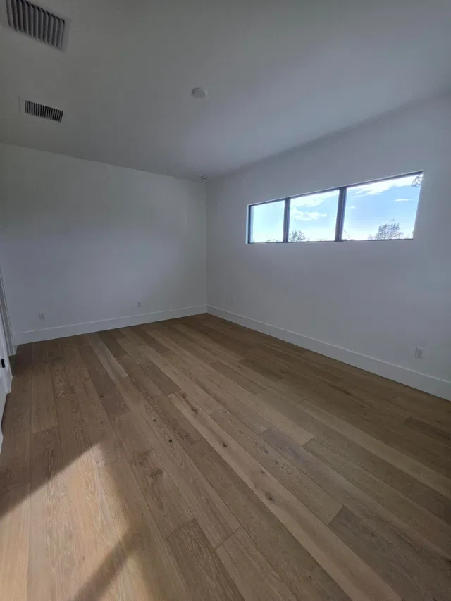  Residence photo 29