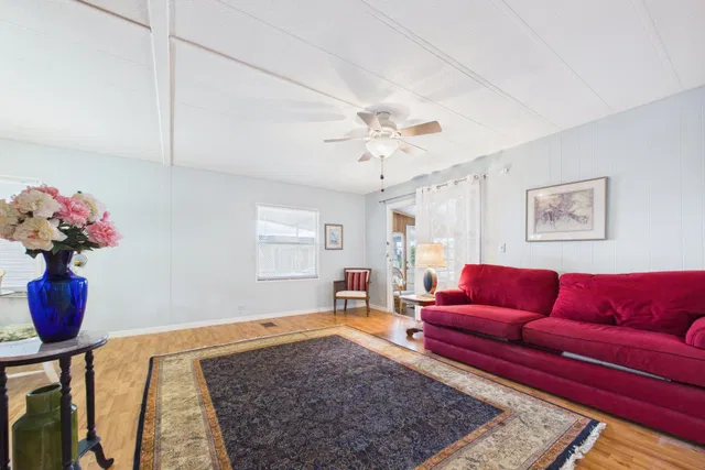 Residence photo 4