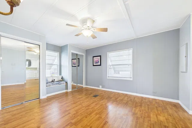 Residence photo 17
