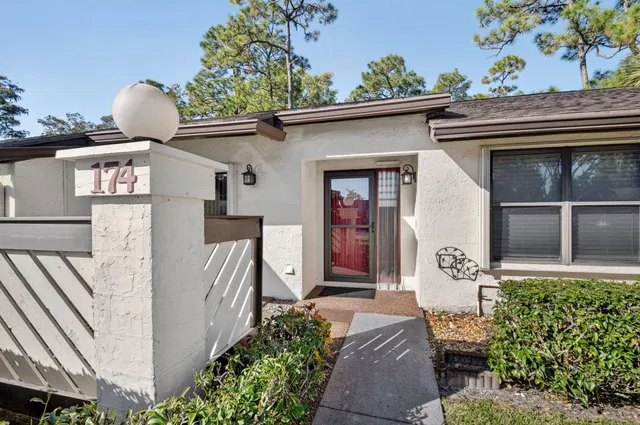 Residence photo 4