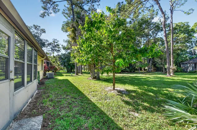 Residence photo 39