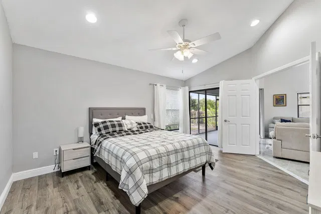  Residence photo 20