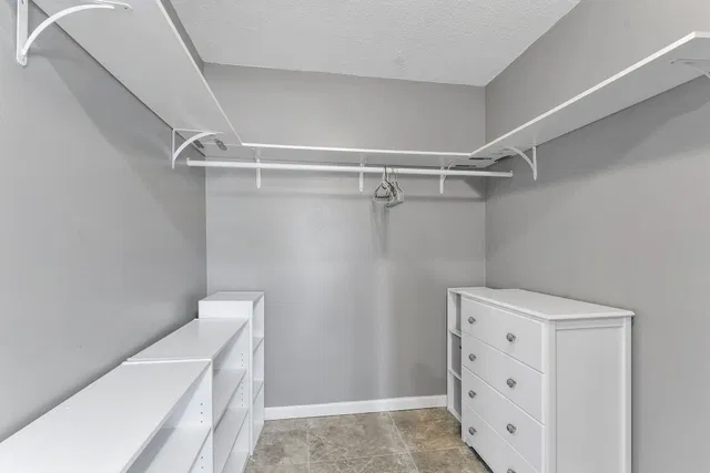  Residence photo 28