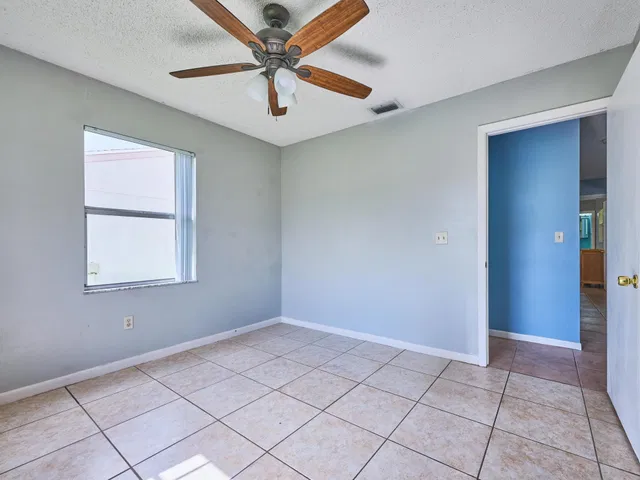  Residence photo 54