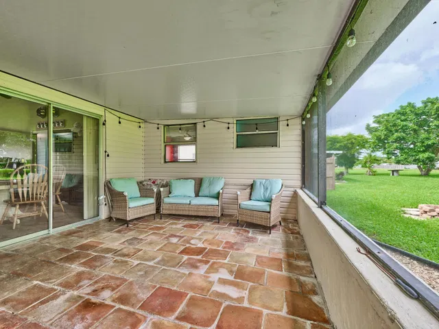  Residence photo 61