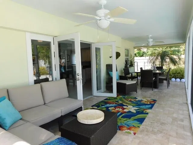 Palm Beach Isles Residence photo 12