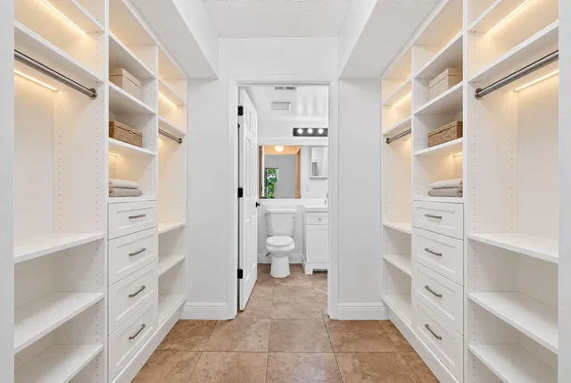  Unit E2 photo 20