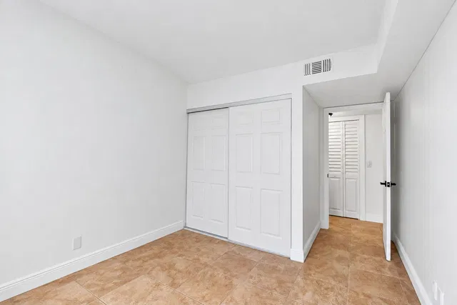  Unit E2 photo 25
