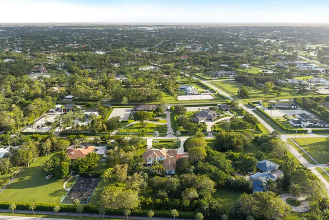 Paddock Park 2 Residence photo 13