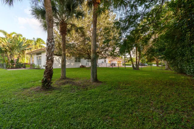 Paddock Park 2 Residence photo 20