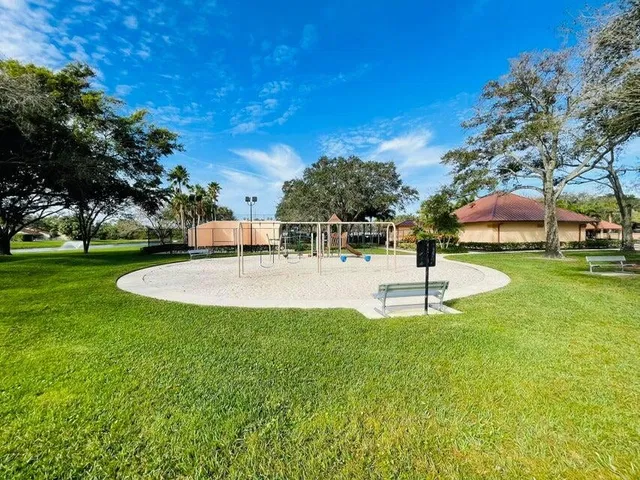  Residence photo 22