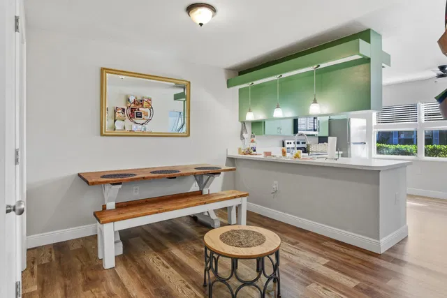  Residence photo 9