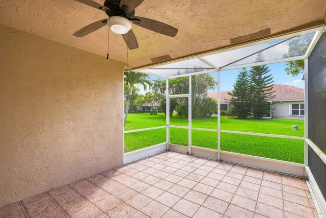 Residence photo 26