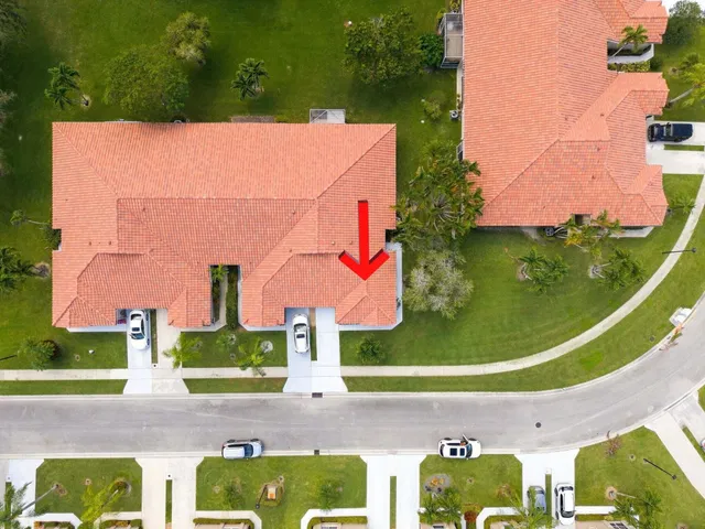 Residence photo 32