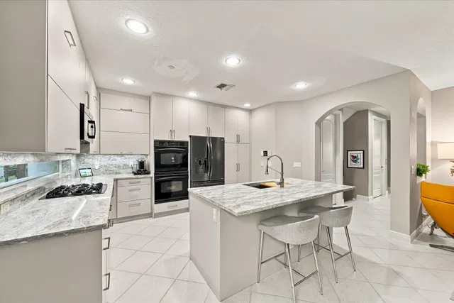  Residence photo 14