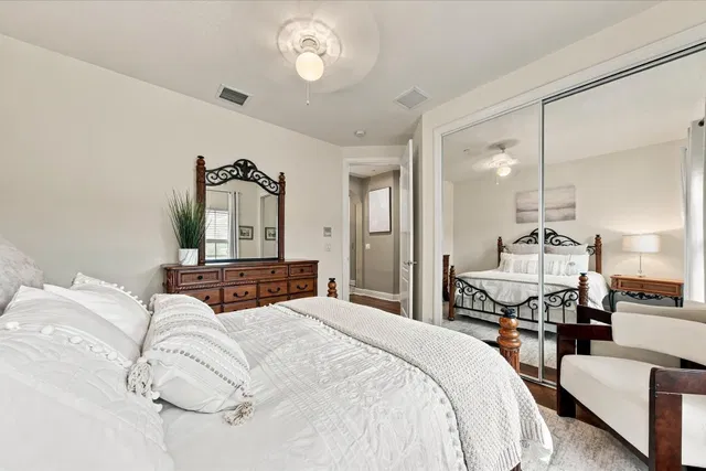  Residence photo 33