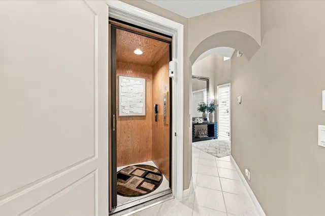  Residence photo 37