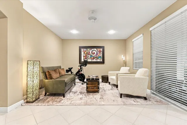  Residence photo 41