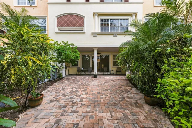  Residence photo 47