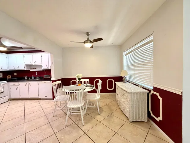 Residence photo 5