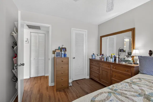 Residence photo 13