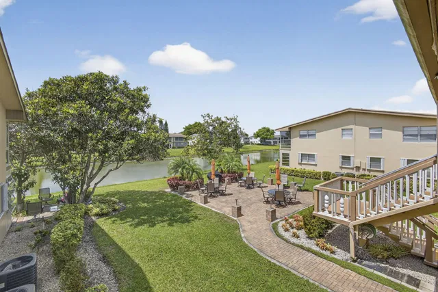 Residence photo 18