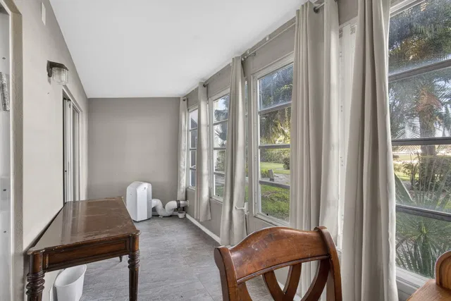  Residence photo 20
