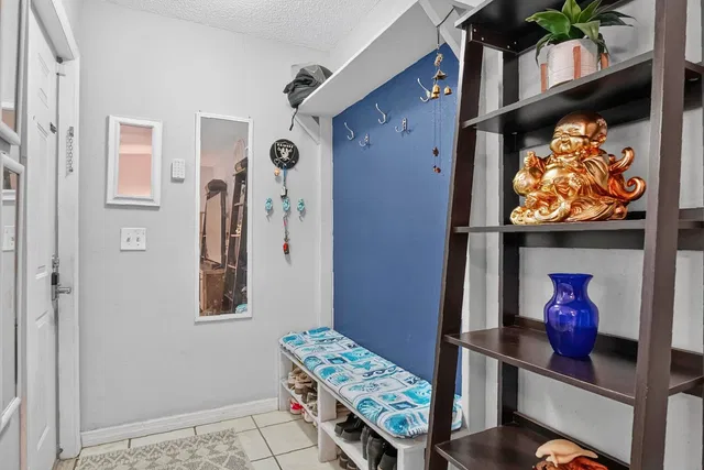 Residence photo 4