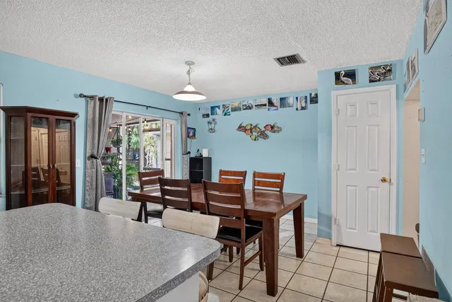 Residence photo 13