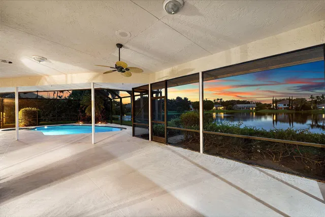Heritage Oaks Residence photo 11