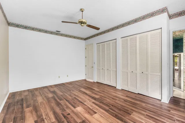 Heritage Oaks Residence photo 39