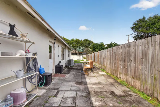 Jupiter River Estates Residence photo 32