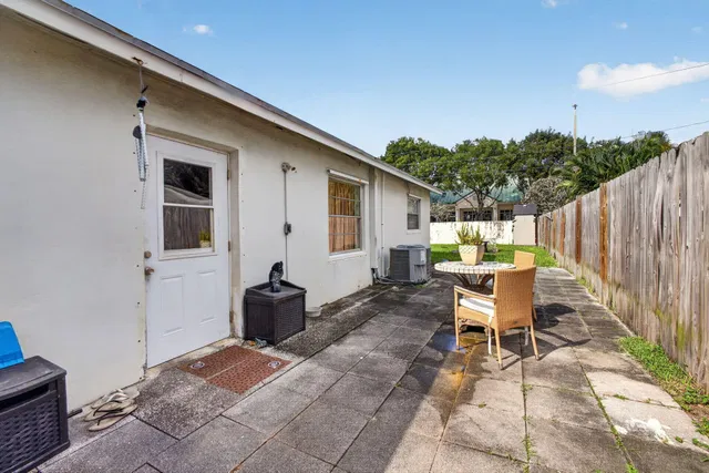 Jupiter River Estates Residence photo 33