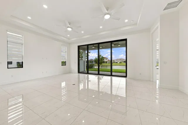  Residence photo 8