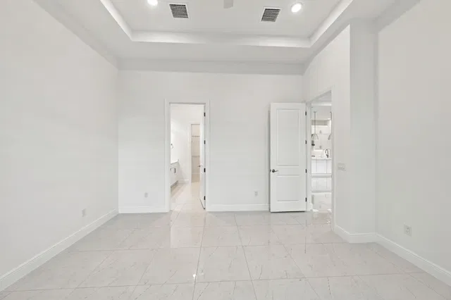  Residence photo 26