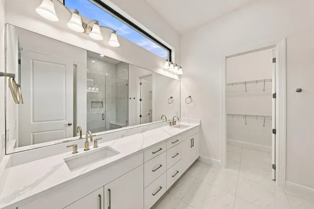 Residence photo 27