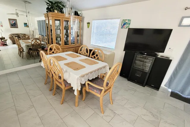 Residence photo 39