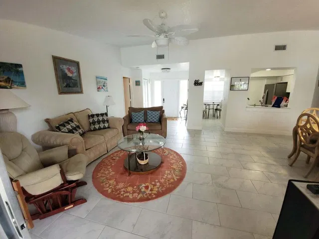 Residence photo 42