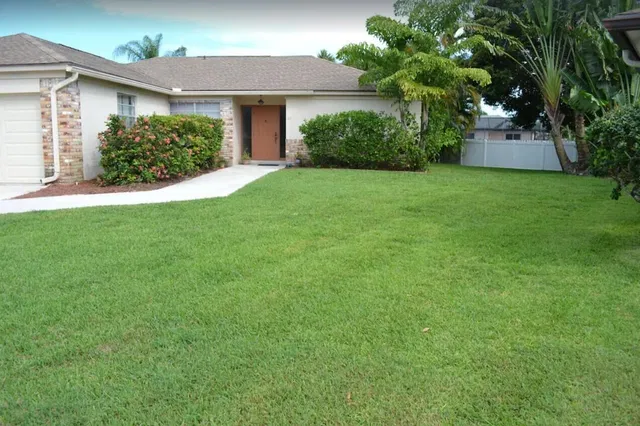 Residence photo 51