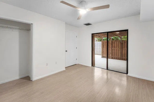  Unit 1202 photo 7
