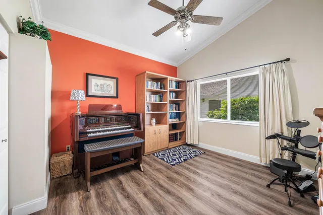  Residence photo 20
