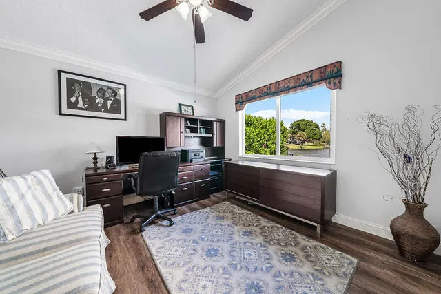  Residence photo 22